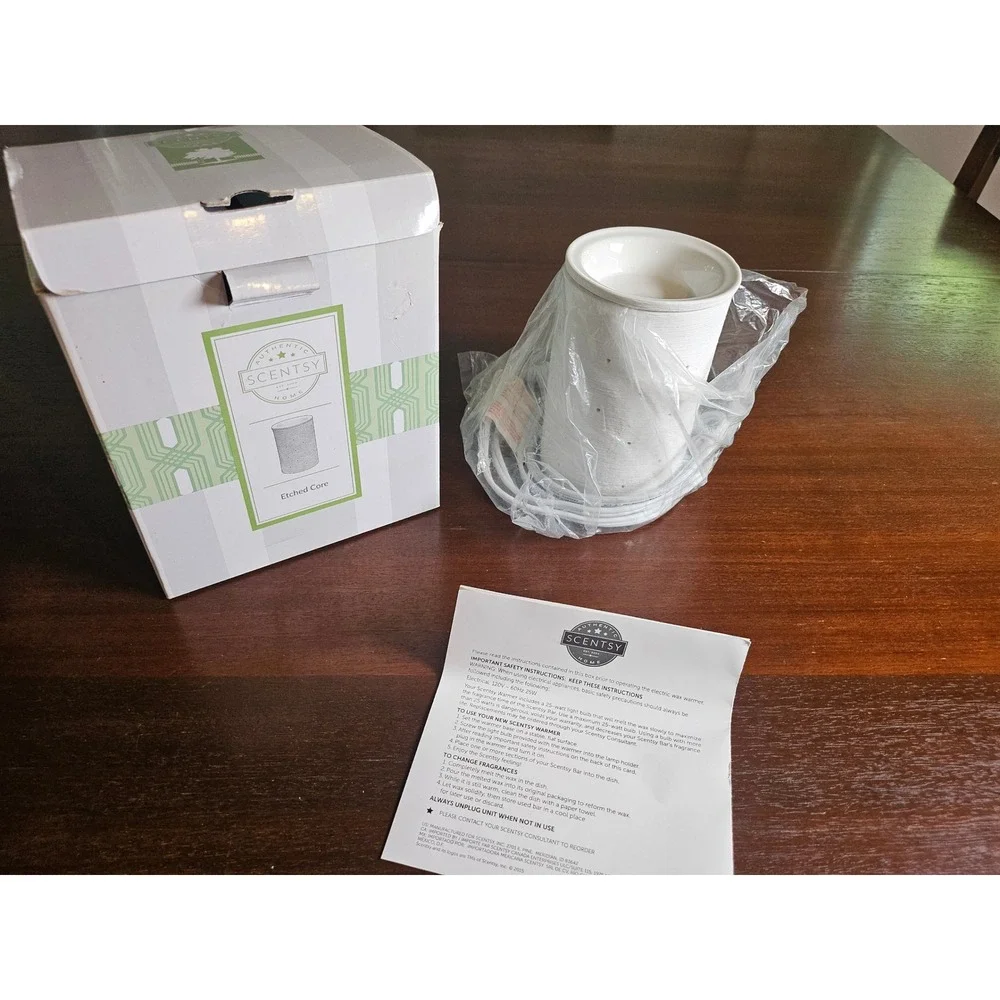 Scentsy Etched Core Warmer Home Decor White Ceramic Electric Wax Melter